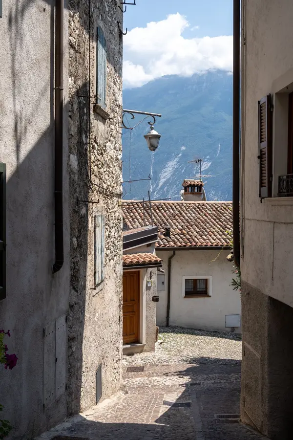 limone sul garda alleyway small town lake italy 252144489