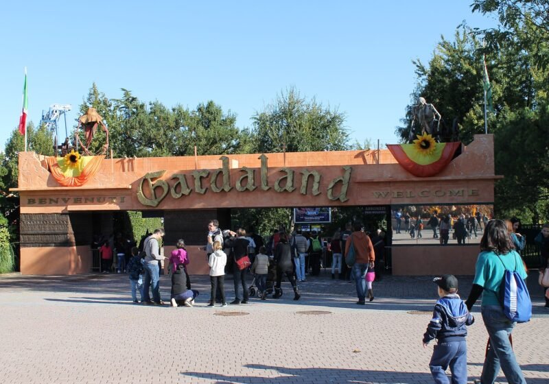 Spend a day at Gardaland and SEA LIFE – Lazise