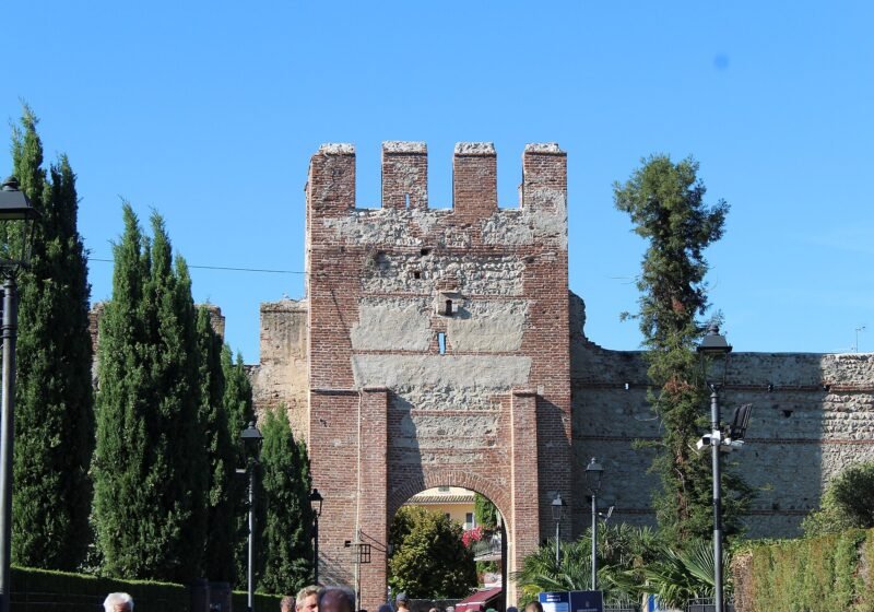 Porta Lion Lazise 01 – Lazise