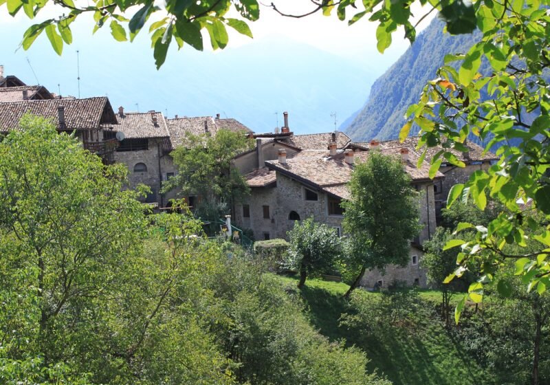 Wander the stone lanes of Canale di Tenno – Tenno