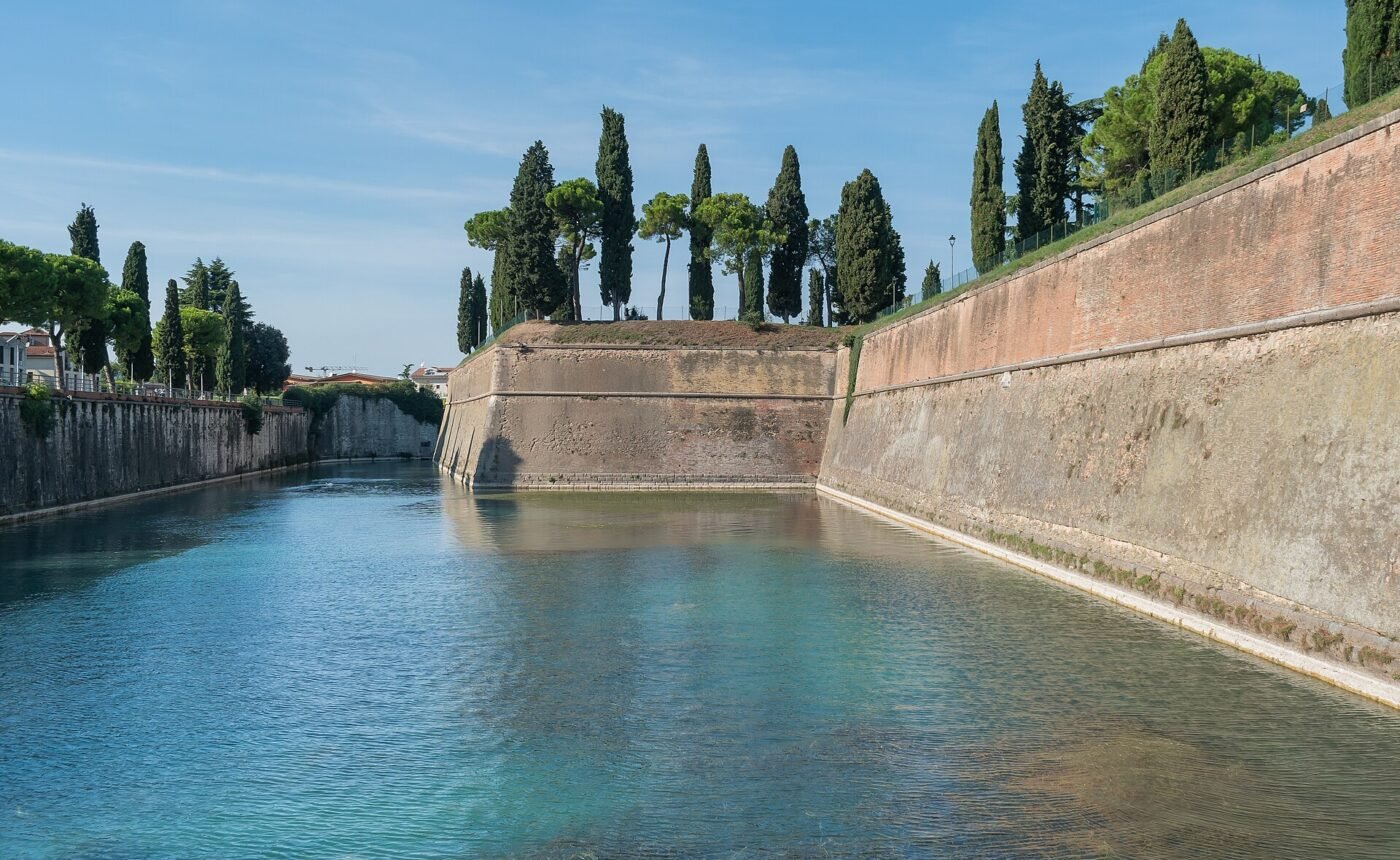 Best for families with young children: Lazise and Peschiera – Lazise