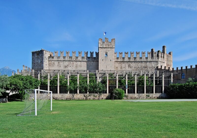 Explore the Castello Scaligero and its museum – Torri del Benaco