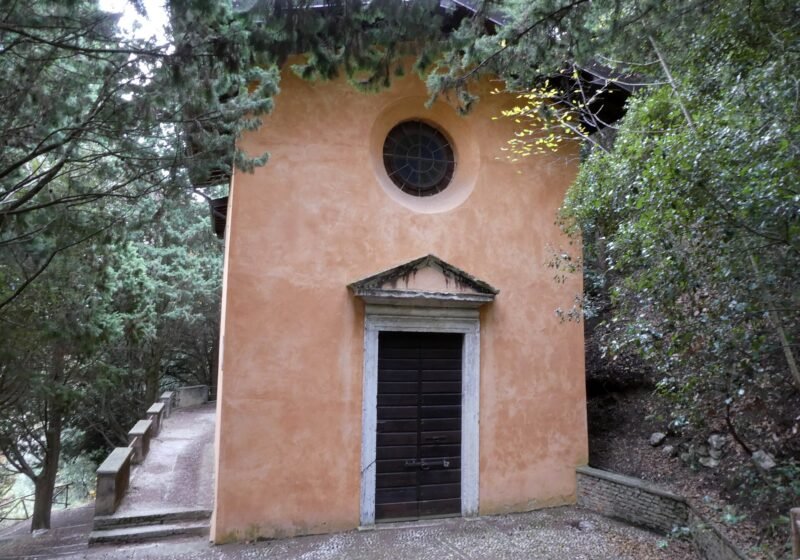 Valle delle Cartiere, chiesa dei Santi Filippo e Giacomo 03 – Toscolano Maderno