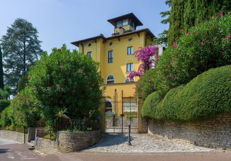 Villa Meneghini Callas Sirmione – Sirmione
